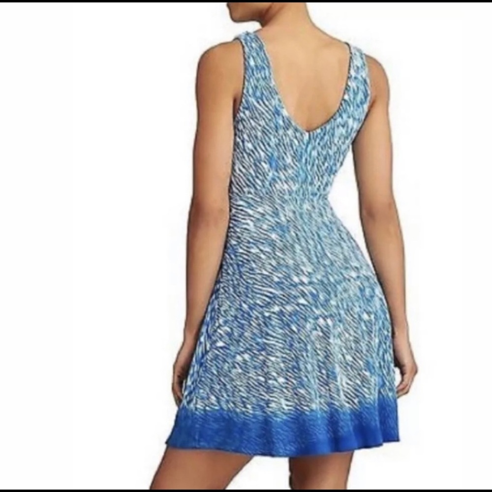 Athleta Reef Print Women's Dreaming Dress Blue And White Size Medium - Picture 2 of 5